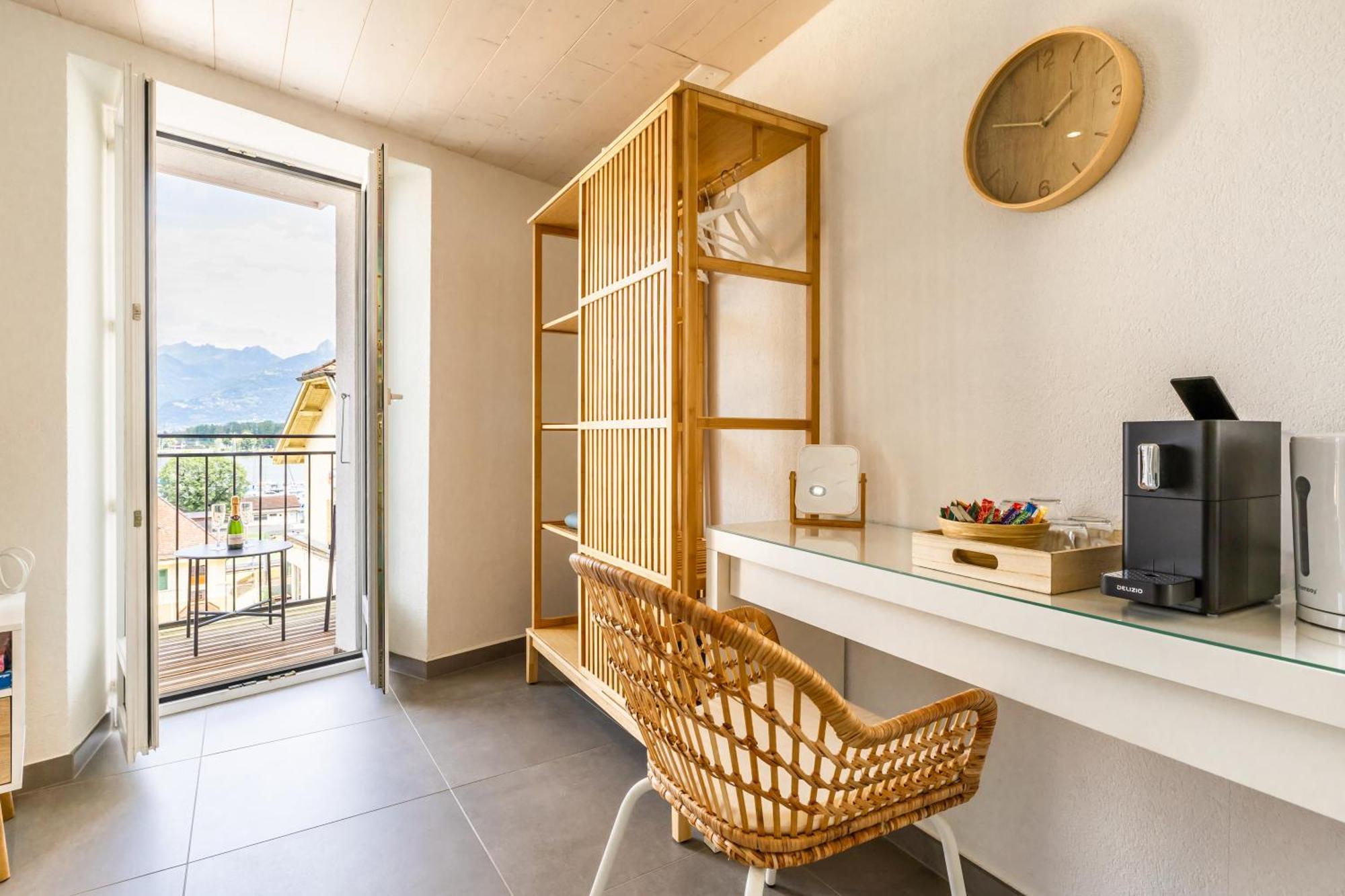 Aloha Chambres Port-Valais Esterno foto