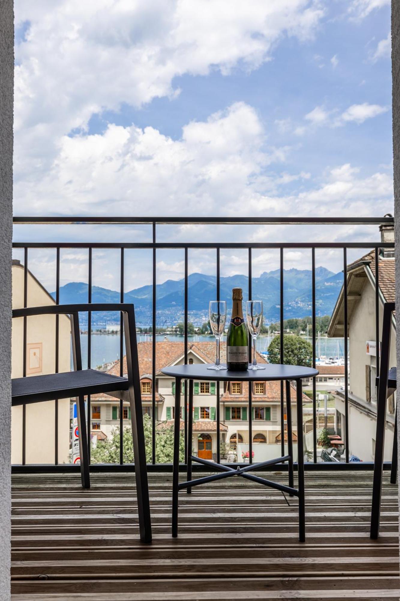 Aloha Chambres Port-Valais Esterno foto