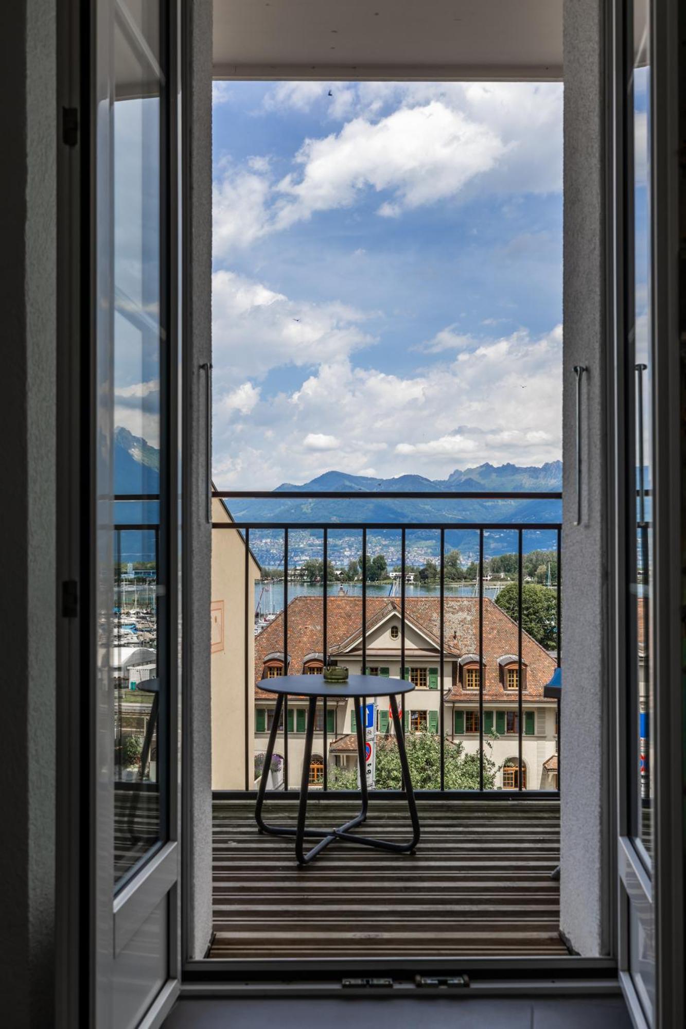 Aloha Chambres Port-Valais Esterno foto